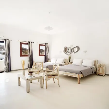Happy Mykonos 3*