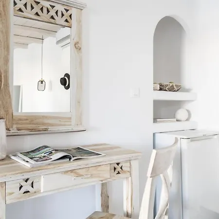 Happy Mykonos 3*